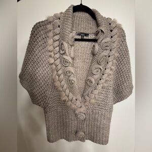 Sioni Gray Knit Short Sleeve Cardigan with Rabbit Fur Trim - Size M